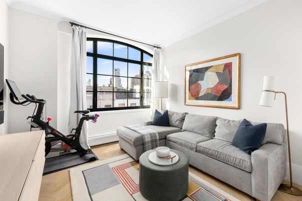 Fitness Equipment, Interior, Living room, Wood Texture Flooring
