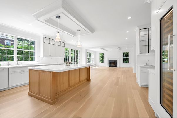 Fireplace, Interior, Kitchen, Pendant Lights, Recessed Lighting, Wood Texture Flooring