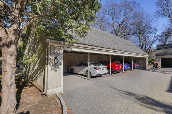 Detached Garage, Exterior