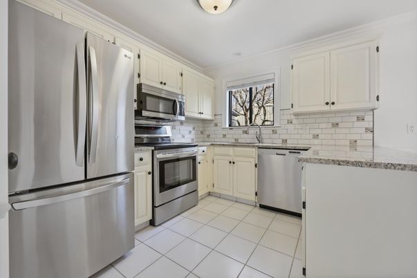Interior, Kitchen, Stainless Steel Appliances