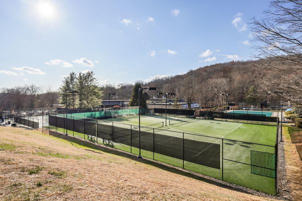 Exterior, Tennis Courts