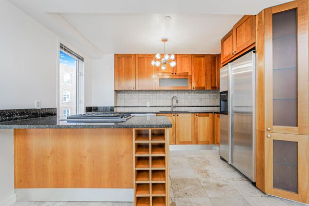 Interior, Kitchen, Pendant Lights, Stainless Steel Appliances