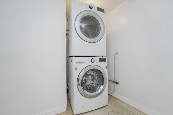 Interior, Utility Closets, Washer
