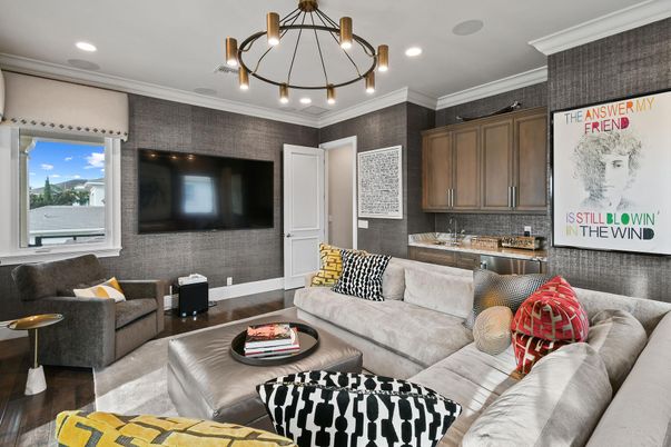 Interior, Living room, Pendant Lights, Recessed Lighting, Wood Texture Flooring