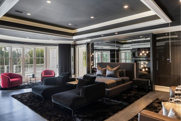Interior, Living room, Pendant Lights, Recessed Lighting, Wood Texture Flooring