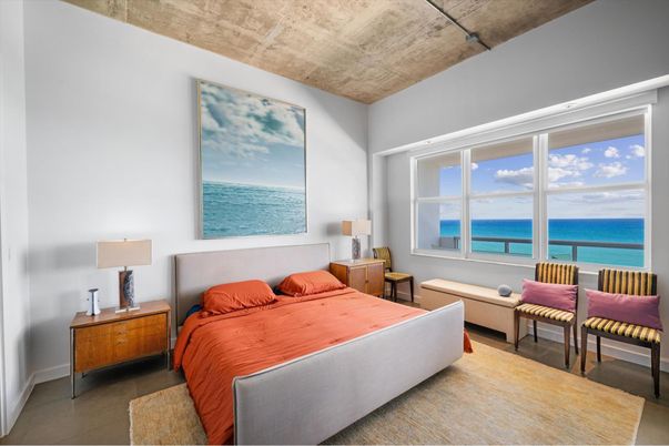 Bedroom, Interior, Water
