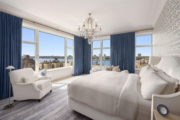 Bedroom, Chandelier, Interior, Water