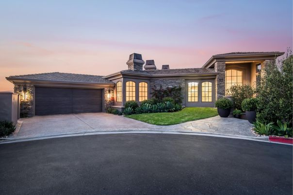 Attached, Exterior, Facade, Mediterranean
