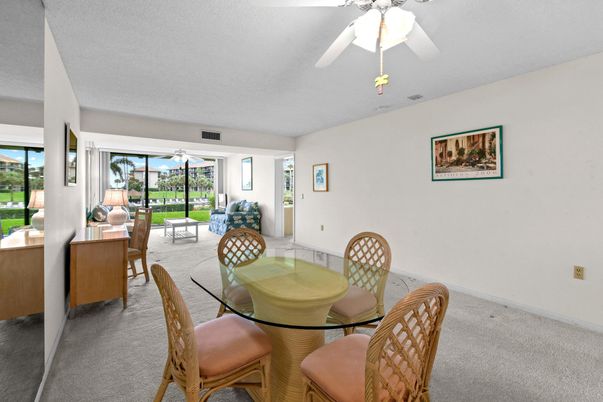 Dining room, Interior