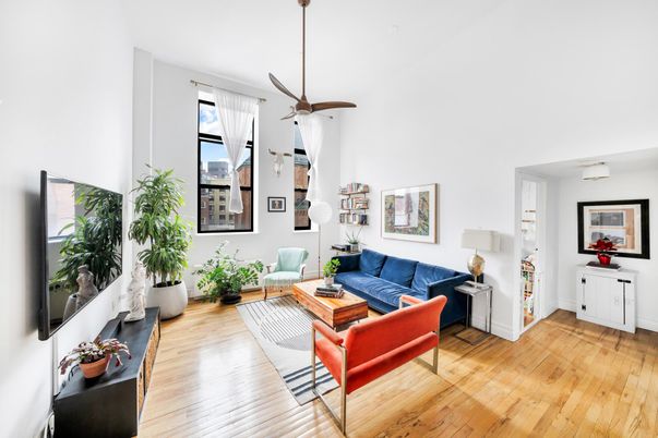 Interior, Living room, Pendant Lights, Wood Texture Flooring