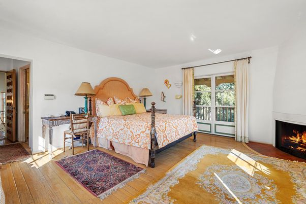 Bedroom, Fireplace, Interior, Wood Texture Flooring