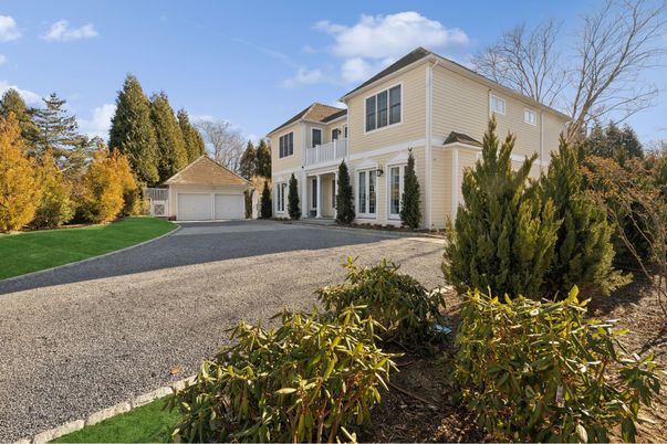 Backyard, Detached Garage, Exterior