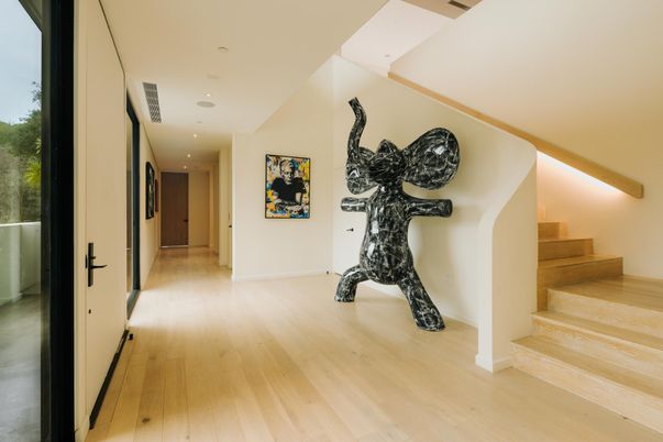 Interior, Recessed Lighting, Wood Texture Flooring
