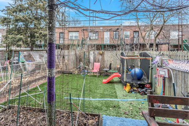 Backyard, Exterior, Playground