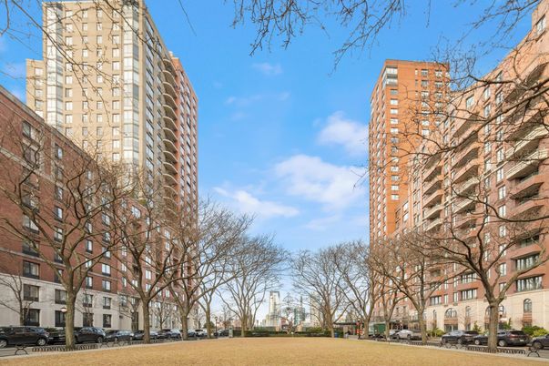 Exterior, Facade, Condo Building