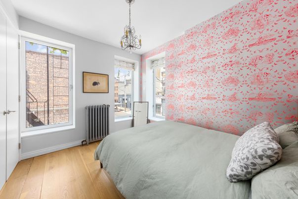 Bedroom, Interior, Pendant Lights, Wood Texture Flooring