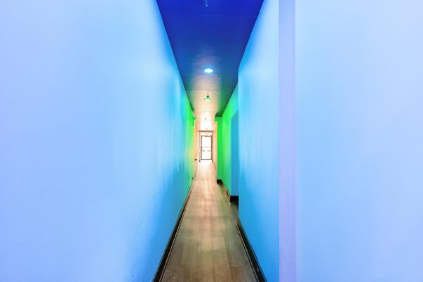 Interior, Recessed Lighting, Wood Texture Flooring