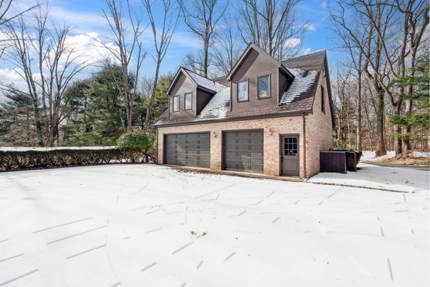Attached, Exterior, Facade, Brick Facade, Cape Cod