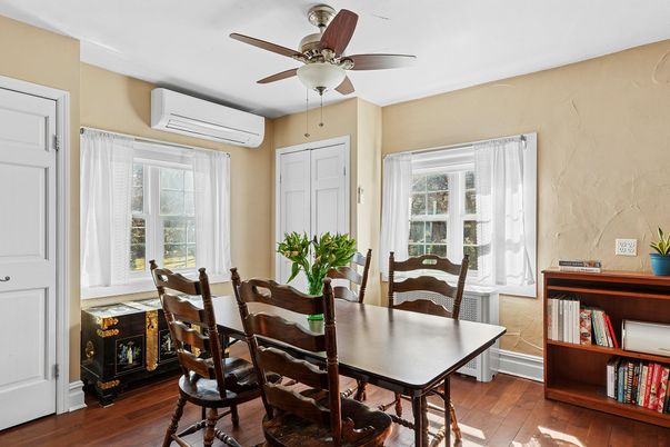 Dining room, Interior, Wood Texture Flooring