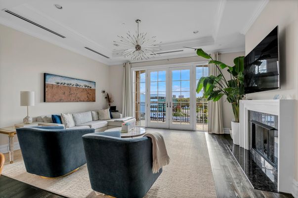 Fireplace, Interior, Living room, Pendant Lights, Recessed Lighting, Wood Texture Flooring