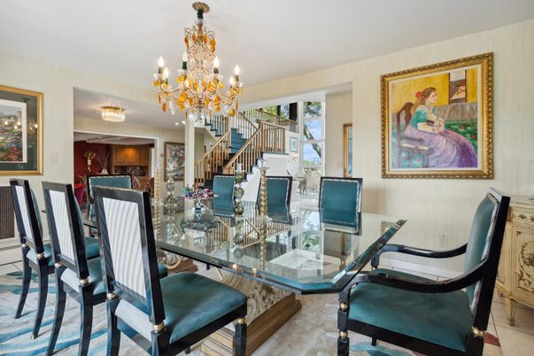 Chandelier, Dining room, Interior