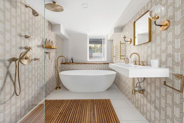 Bathroom, Free Standing Baths, Interior, Recessed Lighting