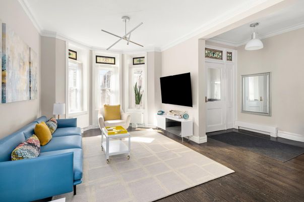 Interior, Living room, Pendant Lights, Wood Texture Flooring