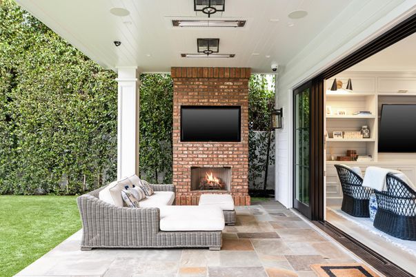 Exterior, Fireplace