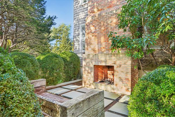 Exterior, Fireplace