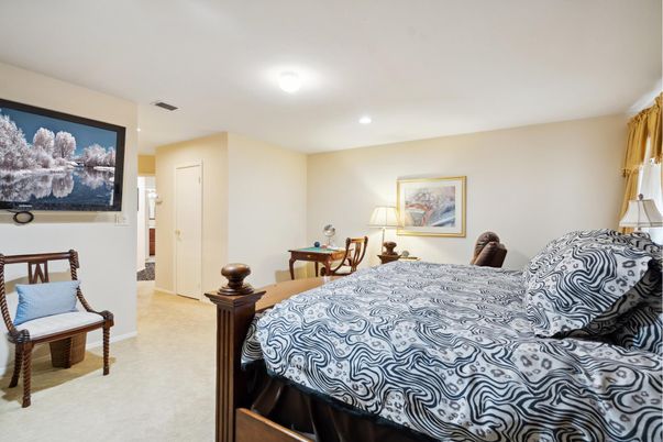 Bedroom, Interior, Recessed Lighting