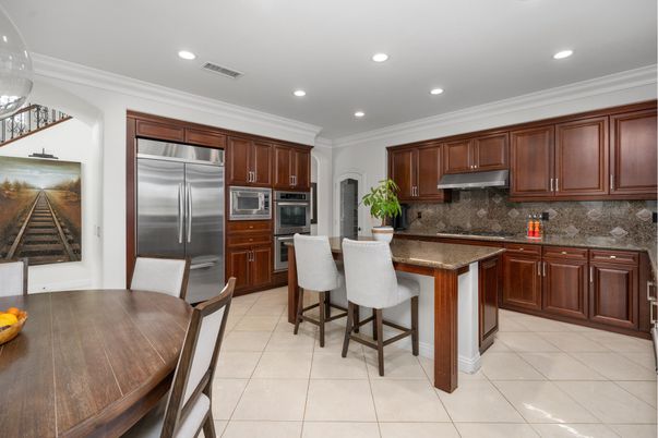Dining room, Interior, Kitchen, Recessed Lighting, Stainless Steel Appliances