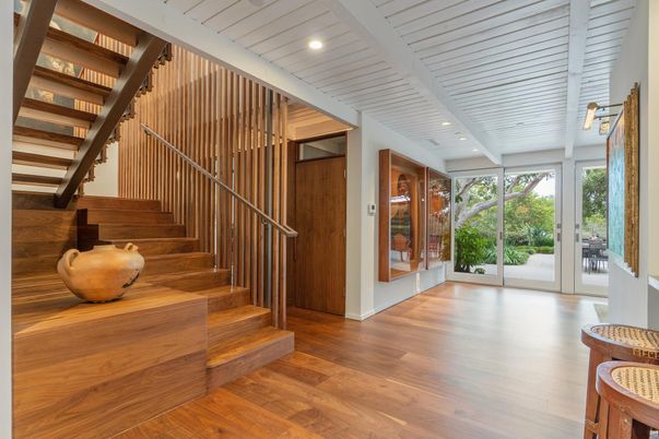 Interior, Recessed Lighting, Wood Texture Flooring