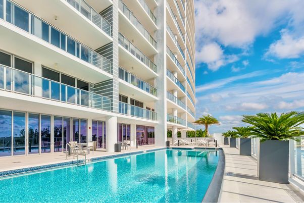 Exterior, Pool, Water