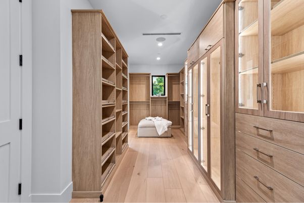 Interior, Recessed Lighting, Walk-in Closets, Wood Texture Flooring