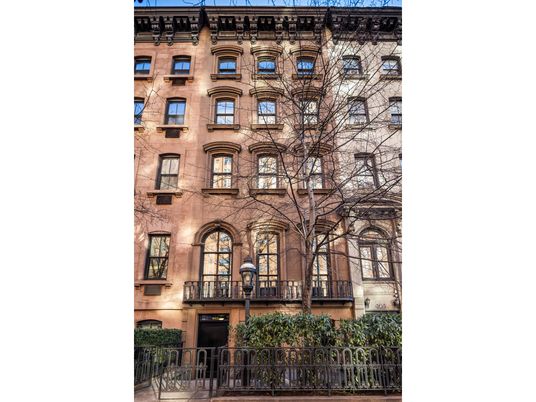 Exterior, Facade, Brownstone