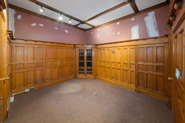 Empty room, Interior, Wooden Beams