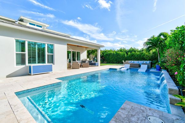 Exterior, Pool