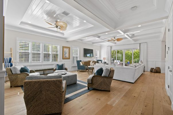 Dining room, Interior, Living room, Recessed Lighting, Wood Texture Flooring