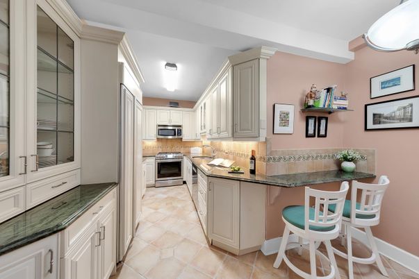 Interior, Kitchen, Stainless Steel Appliances