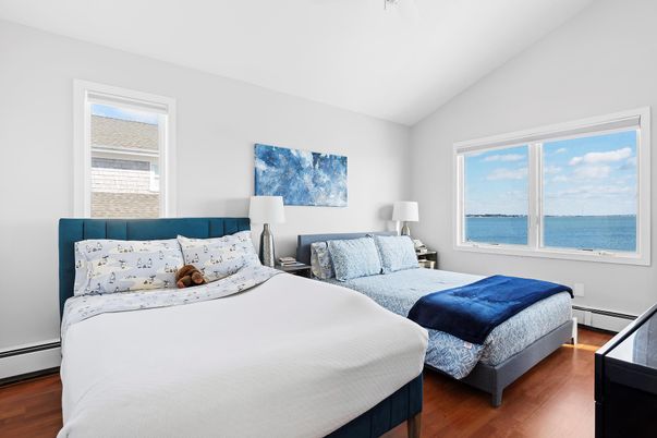 Bedroom, Interior, Water, Wood Texture Flooring