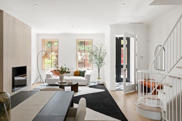 Interior, Living room, Recessed Lighting, Wood Texture Flooring