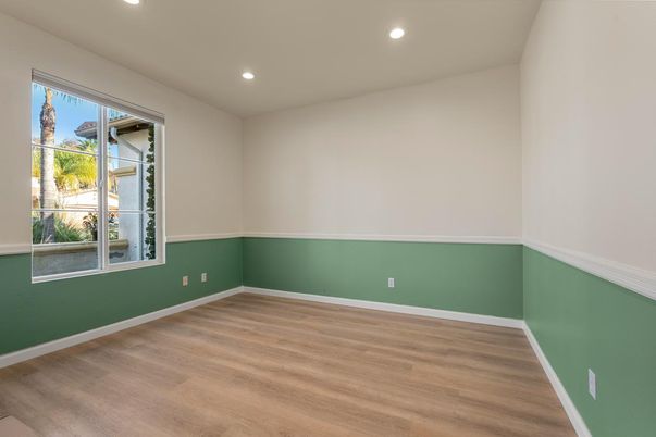 Empty room, Interior, Recessed Lighting, Wood Texture Flooring