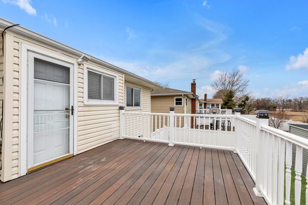 Exterior, Wood Texture Flooring