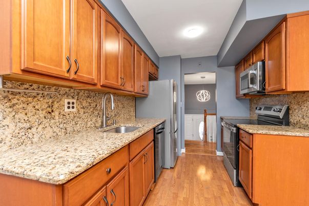 Interior, Kitchen, Pendant Lights, Wood Texture Flooring