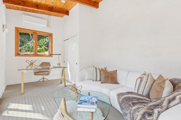 Home Office, Interior, Living room, Wooden Beams, Wooden Ceilings