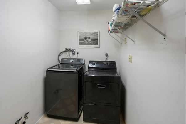 Interior, Washer