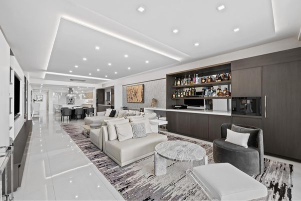 Dining room, Interior, Living room, Pendant Lights, Recessed Lighting