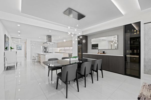 Dining room, Interior, Kitchen, Pendant Lights, Recessed Lighting