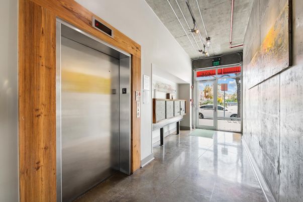 Elevator, Interior