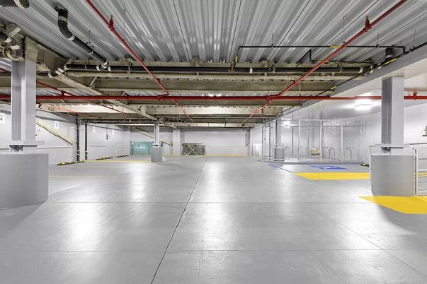 Garage, Interior